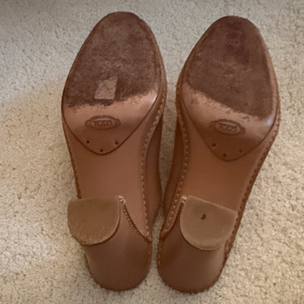 Tod's Tan Leather Heeled Mules - Picture 6 of 8